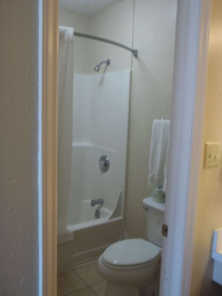 Economy Inn Mccook Room photo